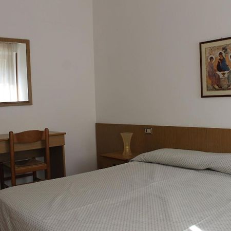 Wohnung In Malcesine Mit Privatstrand Exteriör bild