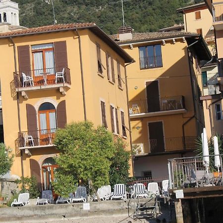 Wohnung In Malcesine Mit Privatstrand Exteriör bild